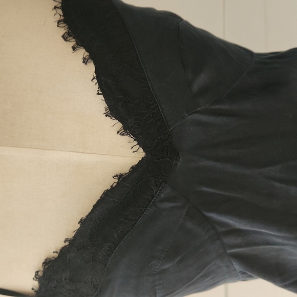 Diane Von Furstenberg Black Silk Lace Cami Top Size 8 Euc - Picture 5 of 7
